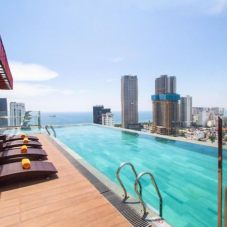 Cordial Grand Hotel Da Nang Beach - Infinity Rooftop Pool Exterior foto